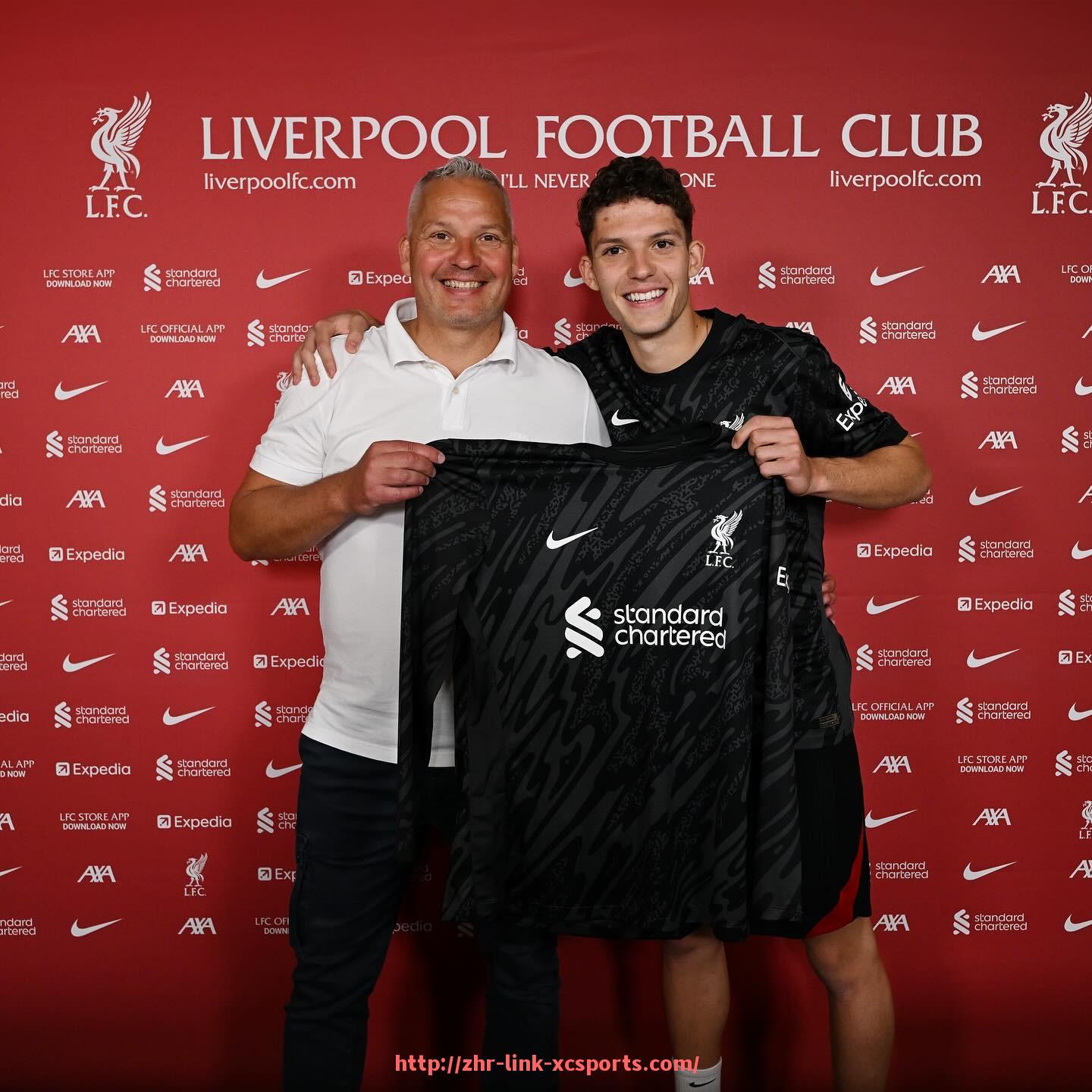 杏彩体育-德甲降级球队汇总与赛季回顾